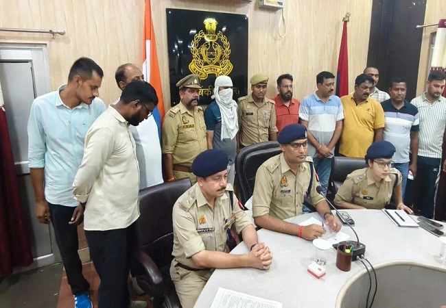बाराबंकी में महिला आरक्षी विमलेश पाल हत्याकांड का पुलिस का सनसनीखेज खुलासा, अभियुक्त ने मृतका को बार-बार किया कॉल