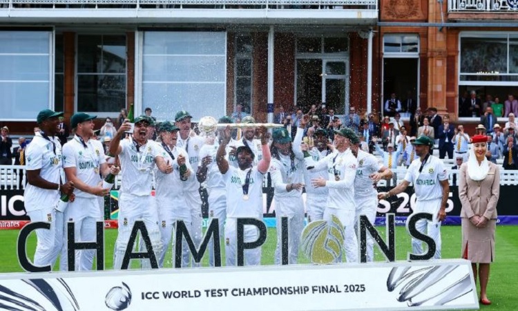 ICC का ​बड़ा फैसला: 2031 तक इंग्लैंड करेगा विश्व टेस्ट चैंपियनशिप के फाइनल की...