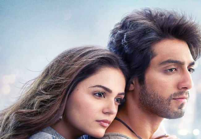 Saiyaraa movie Review : दिल छू लेने वाली फिल्म ‘सैयारा’ ने बॉक्स ऑफिस पर मचाया धमाल ,जानिए फिल्म की कहानी
