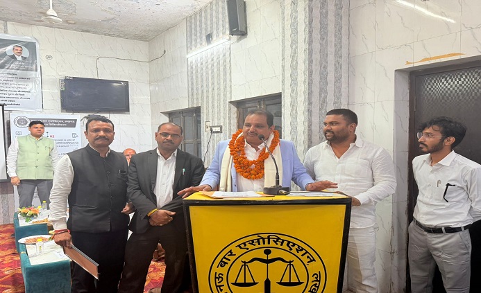 लखनऊ बार एसोसिएशन की आधिकारिक वेबसाइट एवं डिजिटल सेवाओं के उद्घाटन समारोह में शामिल हुए प्रशान्त सिंह अटल