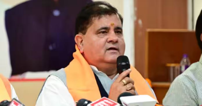 महेंद्र भट्ट फिर बने उत्तराखंड BJP के अध्यक्ष, मुख्यमंत्री पुष्कर सिंह धामी ने दी बधाई