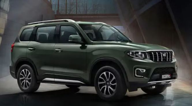 Mahindra Discounts Offers: महिंद्रा की SUVs पर मिल रही बंपर छूट, सुनहरे मौके का उठाएं लाभ