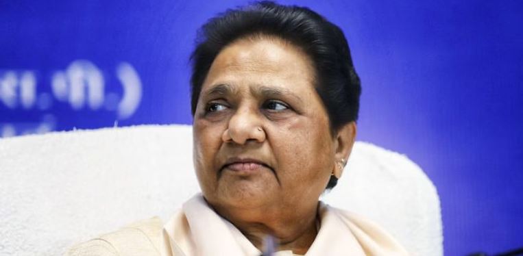 संकीर्ण राजनीति व वोटों के स्वार्थ की ख़ातिर सपा व कांग्रेस का कांशीराम जी को स्मरण करना विशुद्ध दिखावा व छलावा का है प्रयास: मायावती