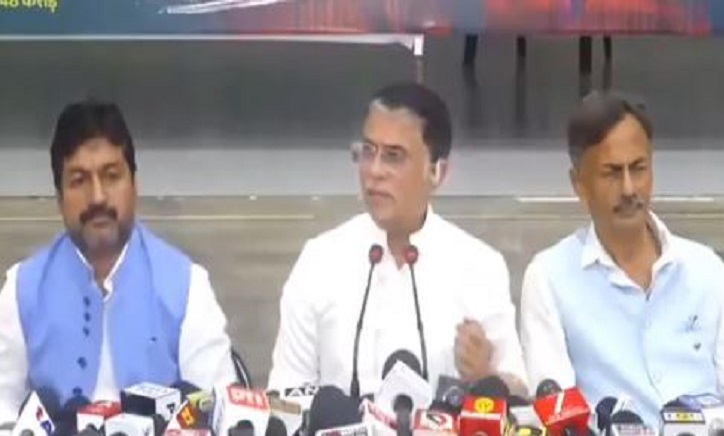 बिहार की नीतीश सरकार ने 70 हजार करोड़ रुपए का घोटाला किया, ये रुपए किस-किस की जेब में गए: पवन खेड़ा