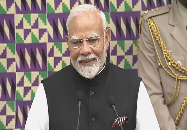 PM Modi In Ghana: घाना की संसद को पीएम मोदी ने किया संबोधित, कहा-हमारी दोस्ती आपके मशहूर अनानास से भी मीठी