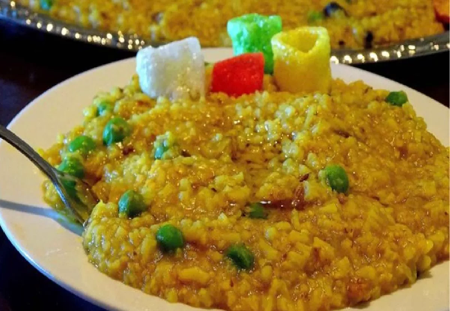 Coock Tips: स्वाद और सेहत से भरपूर होती है अचारी खिचड़ी, बनाना है बेहद आसान