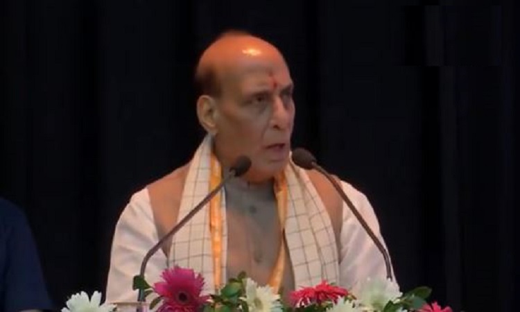 RJD और कांग्रेस फिर से विभाजन की राजनीति को हवा देंगे लेकिन हमें लोगों को जोड़ने वाली बात है करनी : राजनाथ सिंह