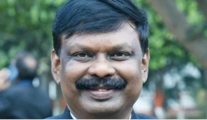 बिहार में शिक्षा विभाग के अपर मुख्य सचिव पद से डॉ. एस सिद्धार्थ ने दिया इस्तीफा, विधानसभा चुनाव लड़ने की तैयारी