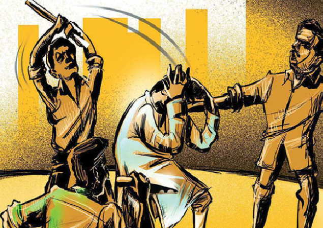 लखनऊ के प्लासियो मॉल में 6-7 लोगों ने युवक पर किया हमला,बाउंसर से डंडा छीनकर सिर किए वार