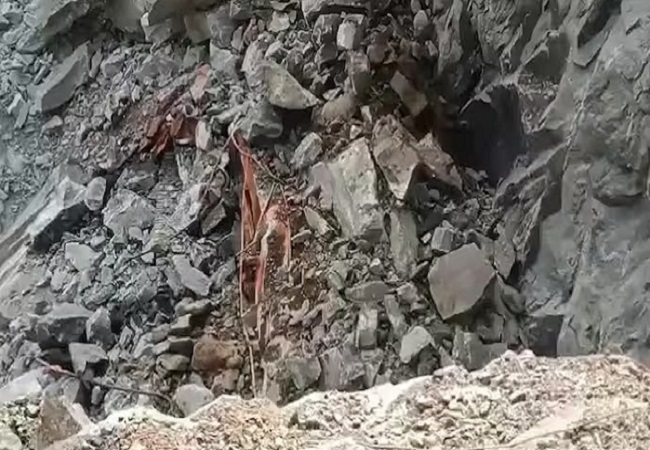 आंध्रप्रदेश में बड़ा हादसा, छह मजदूरों की मौत दस घायल, कई की हालत गंभीर, खदान में चट्टान का बड़ा हिस्स ढहने से हुआ हादसा