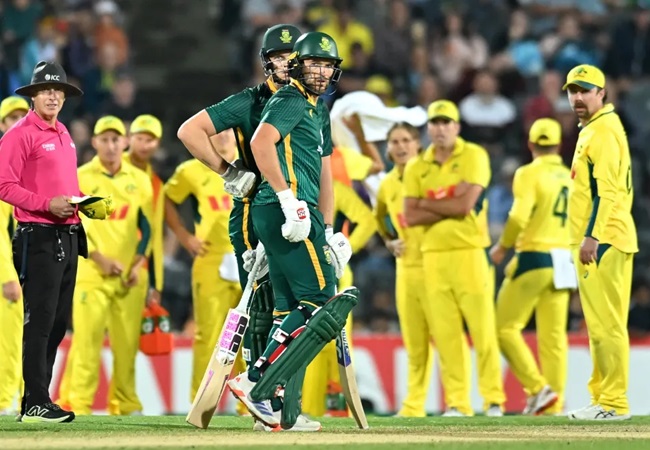 ऑस्ट्रेलिया भले नहीं जीत पायी वनडे सीरीज, पर साउथ अफ्रीका को दी अब तक की सबसे शर्मनाक हार