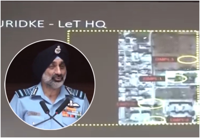 एयर चीफ मार्शल एपी सिंह ने जारी की मुरीदके लश्कर हेड क्वार्टर पर हमले की सैटेलाइट तस्वीरें, बोले- हमने 5 पाकिस्तानी लड़ाकू विमान मार गिराए