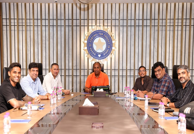 टीम इंडिया के ऐलान के बाद चयन समिति में बड़ा बदलाव, BCCI ने दो पदों के लिए मांगे आवेदन
