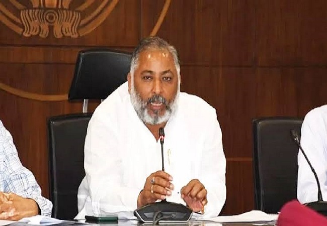 जब राजा जागता है तो जनता निर्विघ्न सोती है, यही है रामराज की वास्तविक पहचान : दयाशंकर सिंह