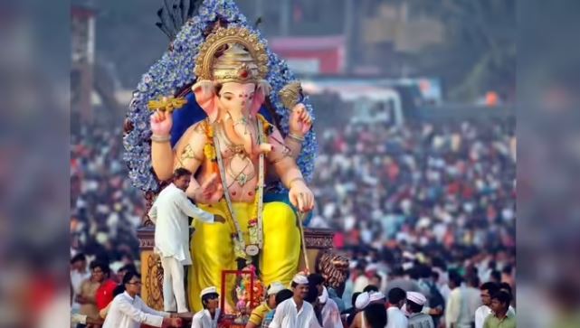 Ganesh Chaturthi 2025 : गणेशोत्सव अनुष्ठान जीवन चक्र को सिखाता है, उत्सव के 10 दिन हर तरफ ‘गणपति बप्पा मोरया’ की गूंज