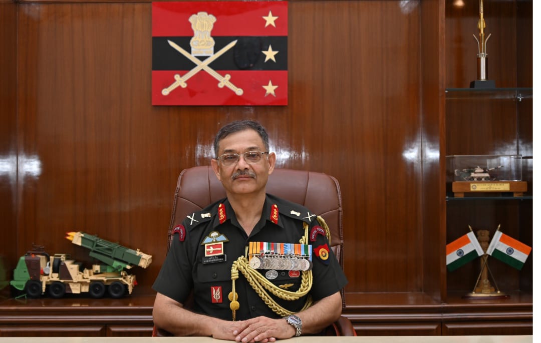 लामार्टीनियर कॉलेज और लखनऊ विश्वविद्यालय के पूर्व छात्र ले. जनरल पुष्पेंद्र सिंह बने भारतीय थलसेना के नए उपसेनाध्यक्ष