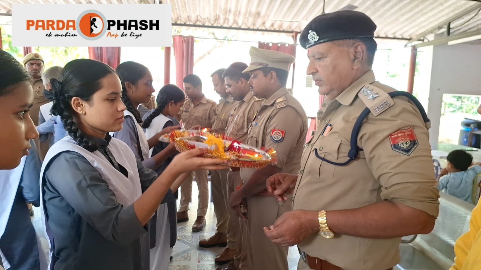 राष्ट्रीय सेवा भारती के तत्वावधान में नौतनवा थाना परिसर में रक्षाबंधन समारोह आयोजित