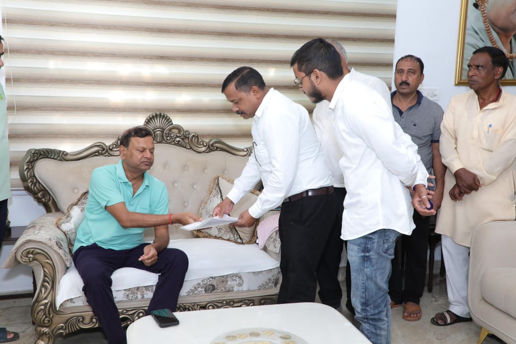 केंद्रीय वित्त राज्य मंत्री पंकज चौधरी ने सुनी जनसमस्याएं, दिए त्वरित निस्तारण के निर्देश