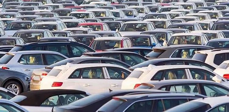 July 2025 Passenger Vehicle Sales : जुलाई में यात्री वाहनों की बिक्री 3.48 लाख इकाई पर स्थिर रही , त्योहारी सीजन से बंधी उम्मीद