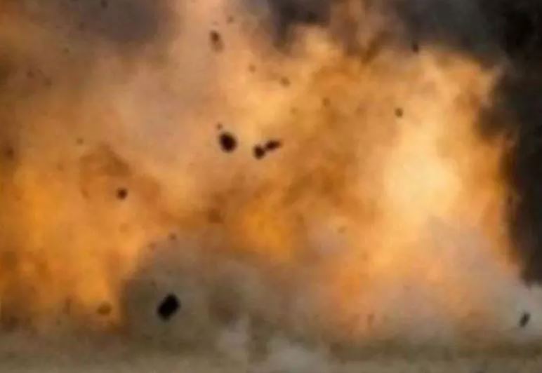 Pakistan : पाकिस्तान के कराची में पटाखा गोदाम में शक्तिशाली विस्फोट ,  34 लोग घायल