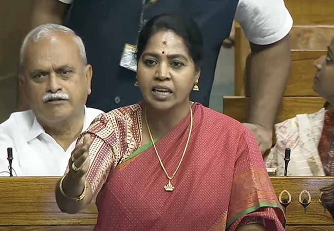 दिल्ली में कांग्रेस सांसद सुधा से छीनी गयी सोने की चेन, आरोपी मौके से फरार, जांच में जुटी पुलिस