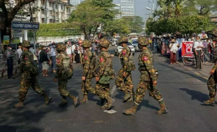 Myanmar : म्यांमार सेना ने पूर्वी शहर पर किया कब्ज़ा , विद्रोही लड़ाकों को हटा दिया