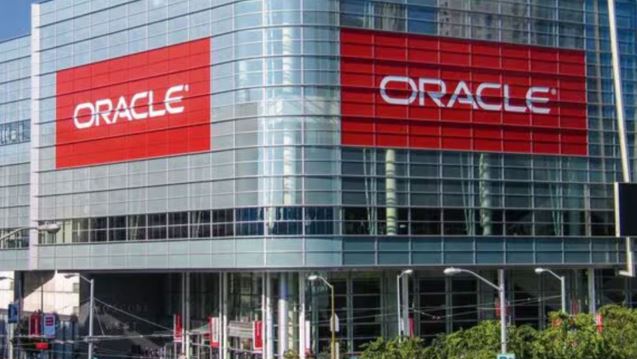 Oracle Layoffs : AI पर खर्च के नाम पर इस बड़ी Software कंपनी ने की नौकरियों में कटौती