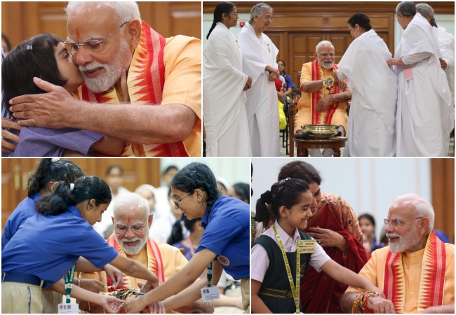 पीएम मोदी ने अपने आवास पर मनाया रक्षा बंधन का पर्व, स्कूली बच्चों और महिलाओं ने बांधी राखी