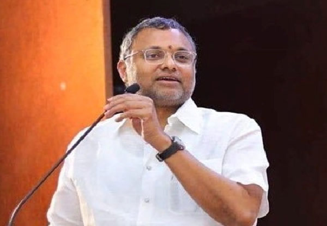 ‘ ज्यादा सीरियस मत लो ‘ ट्रंप के बयान पर कृति चिदंबरम बोले ‘ अपने रुख पर अड़े रहो , हमे देश के हित में कदम उठाना चाहिए