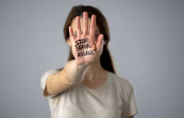 Mathura Sexual Abuse Case : डिप्टी कमिश्नर सहित 6 अधिकारी सस्पेंड, महिला अफसर ने लगाए थे गंभीर आरोप