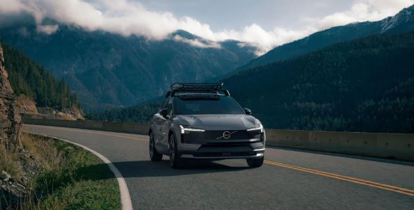 Volvo EX30 : वोल्वो छोटी इलेक्ट्रिक SUV EX30 की भारत में लॉन्च जल्द ,  जानिए रेंज और हाई-टेक फीचर्स