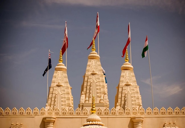 जन्माष्टमी से पहले अमेरिका में हिंदू मंदिर पर हमला, मंदिर की दीवारों पर लिखे भारत और हिंदू विरोधी स्लोगन