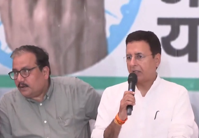 ‘बिहार की वोटर लिस्ट में 5000 से अधिक यूपी के निवासी शामिल…’ INDIA गठबंधन का आरोप, EC ने किया खारिज