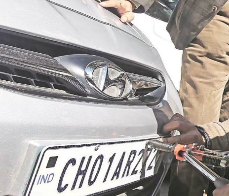 MP NEWS: एमपी में अब हाई सिक्योरिटी नंबर प्लेट के बिना नहीं होगी वाहनों की पीयूसी जांच