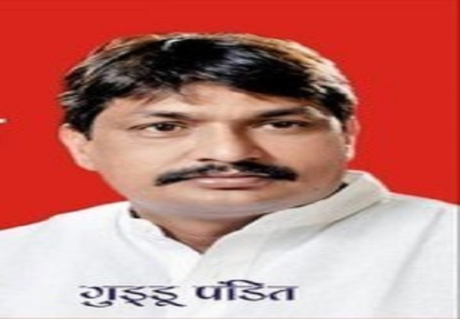 पूर्व विधायक गुड्डू पंडित पर दुष्कर्म का मुकदमा दर्ज, महिला का आरोप जान से मारने की भी दी धमकी