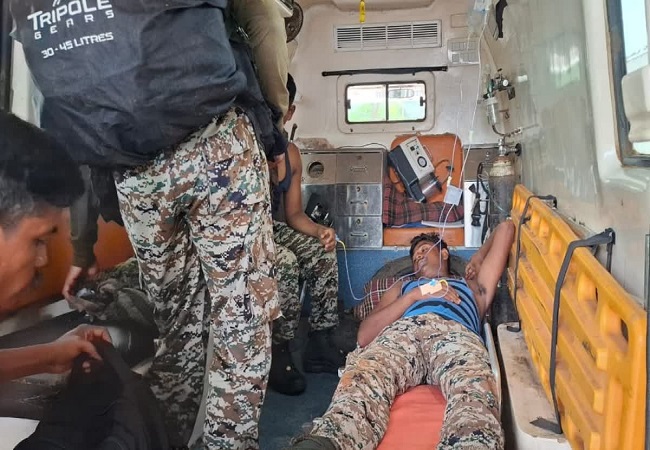 नक्सलियों ने किया ब्लास्ट, डीआरजी का एक जवान शहीद तीन घायल