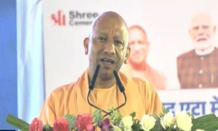 पहले मुगलों ने फिर अंग्रेजों ने लूटा, जो बचा वह कांग्रेस-सपा ने तबाही का मंजर पैदा कर देश व प्रदेश के सामने खड़ा किया पहचान का संकट: सीएम योगी