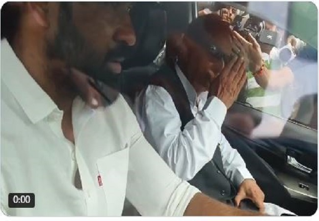 आजम खान ने जेल से बाहर निकलते ही क्लियर कर दी पिक्चर, बसपा ज्वाइन करने से लेकर अखिलेश के बयान तक जानें क्या कहा?