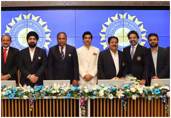 बीसीसीआई के नए पदाधिकारियों की लिस्ट आयी सामने; चेक करें किसको मिली कौन-सी ज़िम्मेदारी