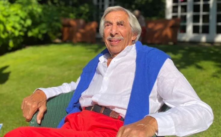 British designer Derek Rose : ब्रिटिश डिजाइनर डेरेक रोज़ का 93 साल की उम्र में निधन,बनाया था ग्लोबल स्लीपवियर ब्रांड