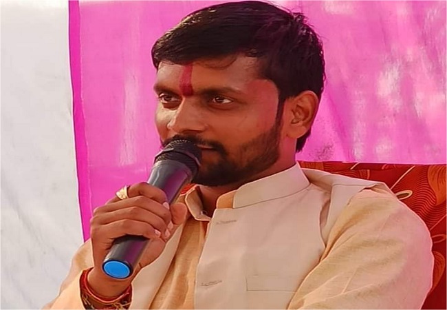 भारत में हर गांव में था एक गुरुकुल, 97 फीसदी थी साक्षरता दर : देव प्रकाश शुक्ला