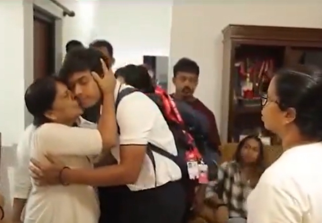 देश के लिए श्रीलंकाई खिलाड़ी पिता के अंतिम संस्कार में नहीं होगा शामिल, पार्थिव शरीर के दर्शन कर लौटा यूएई