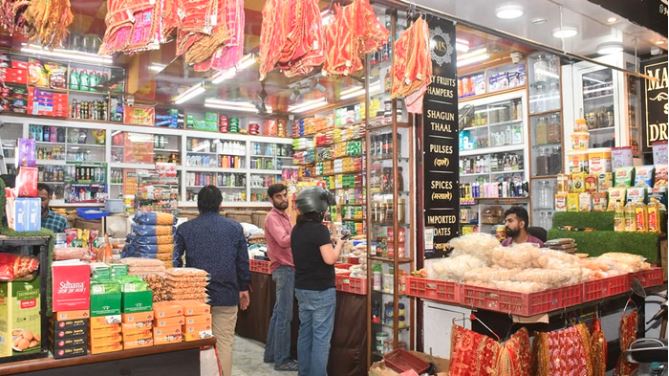 GST Ground Report : जीएसटी की छूट जमीन पर फेल, दुकानदारों के अपने तर्क, बाजार के खेल में पिस रहे ग्राहक