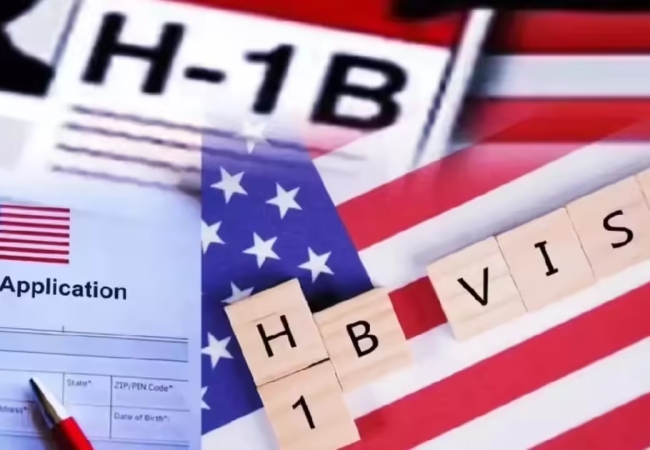 H1-B वीजा होल्डर्स से अमेरिका लौंटने की अपील; अमेजन, मेटा और माइक्रोसॉफ्ट ने कर्मचारियों को भेजा ईमेल