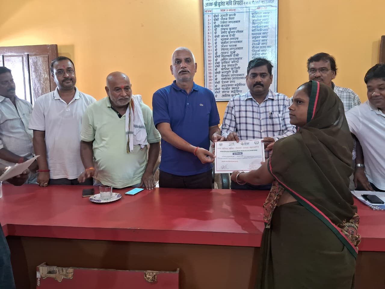 “दस्तक अभियान: नौतनवा में समन्वय बैठक, सफाई कर्मियों का हुआ सम्मान”