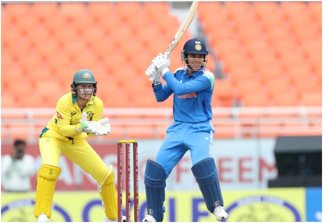 IND vs AUS 2nd ODI: आज ऑस्ट्रेलिया के खिलाफ सीरीज बचाने उतरेगी भारतीय टीम; जानिए कब और कहां देख पाएंगे लाइव मैच