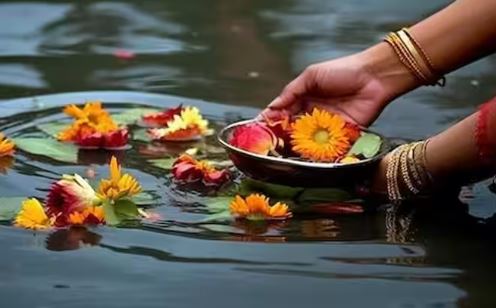 Pitru Paksha 2025 :  श्राद्ध के नियमों का अवश्य करें पालन , पितृ प्रसन्न होकर देंगे सफलता का आर्शिवाद