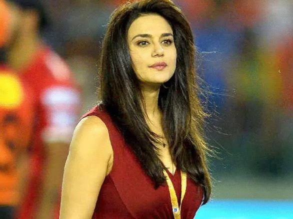 Preity Zinta Himachal disaster :  प्रीति जिंटा ने हिमाचल आपदा पीड़ितों की मदद के लिए बढ़ाया हाथ, राहत कार्यों के लिए आर्थिक सहायता दी