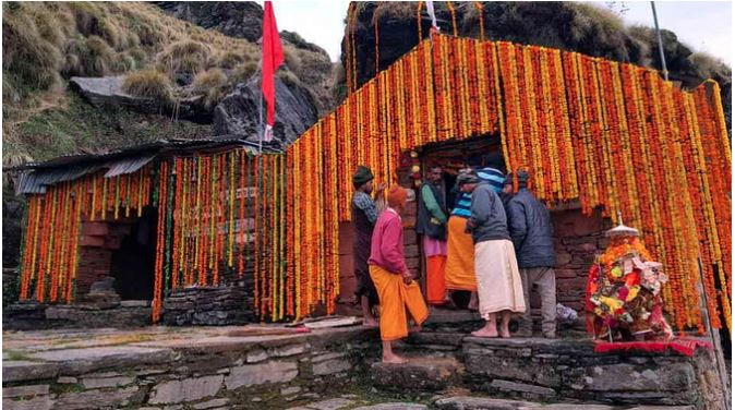 रुद्रनाथ मंदिर के कपाट 17 अक्तूबर को होंगे बंद, पूजा-अर्चना के बाद प्रस्थान करेगी डोली