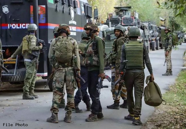 उधमपुर में आतंकवादियों के साथ मुठभेड़ में सेना का एक जवान शहीद, ऑपरेशन जारी